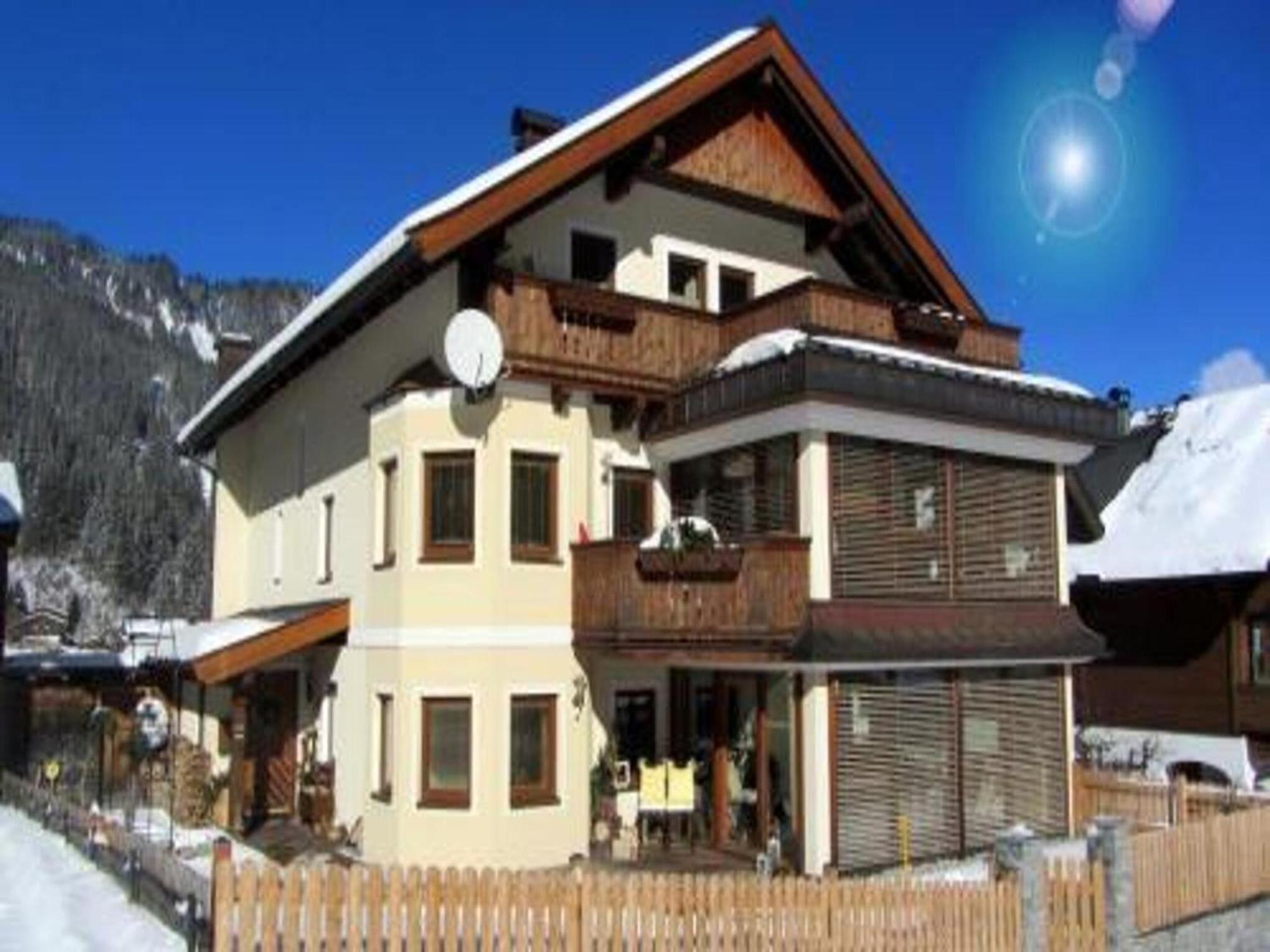 Flat In Krimml With A Balcony Apartment Exterior foto