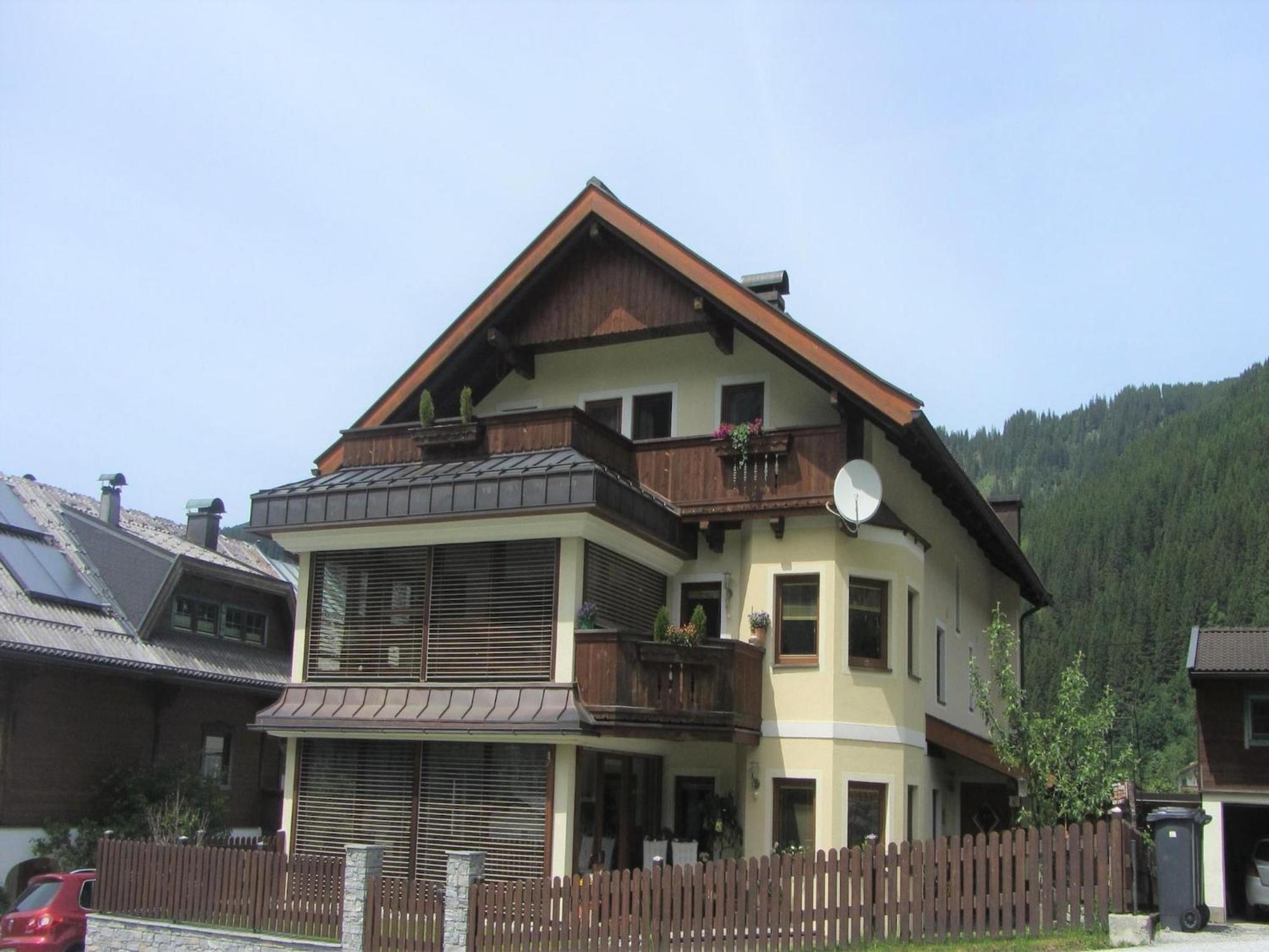 Flat In Krimml With A Balcony Apartment Exterior foto